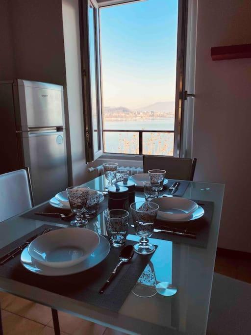 Babalu Con Vista Lago أرونا المظهر الخارجي الصورة