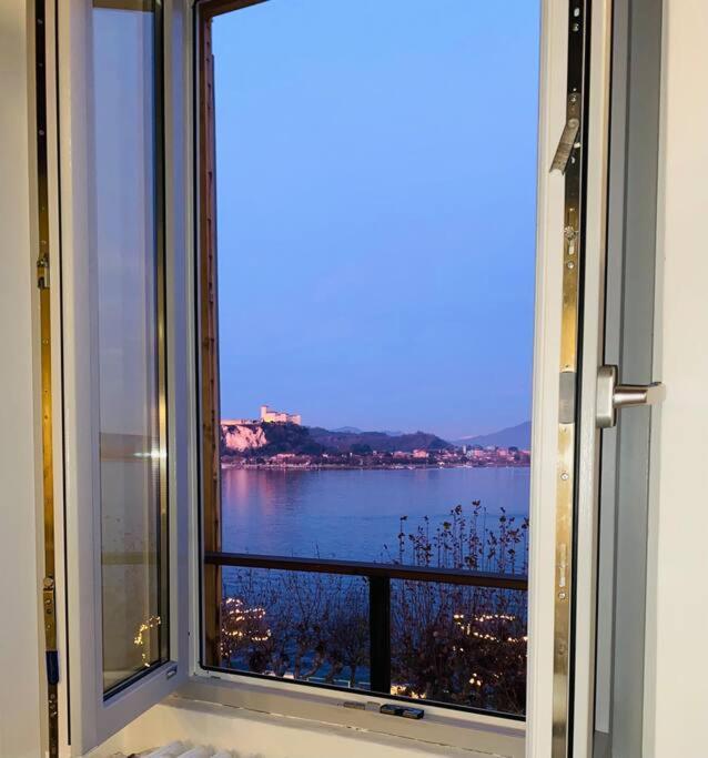 Babalu Con Vista Lago أرونا المظهر الخارجي الصورة
